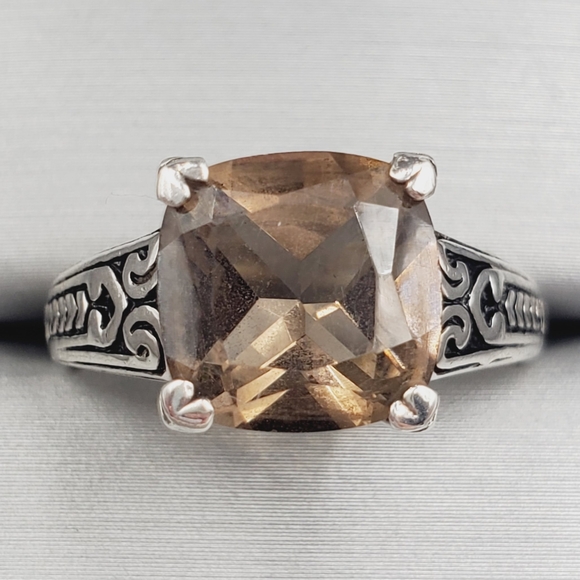 Genuine Brown Cushion Cut Smoky Quartz 925 Sterling Silver Heart Prong Ring - Picture 1 of 7